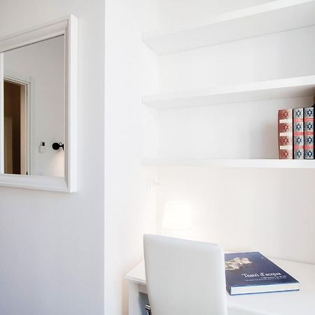 White Loft Como Central - The House Of Travelers Eksteriør billede