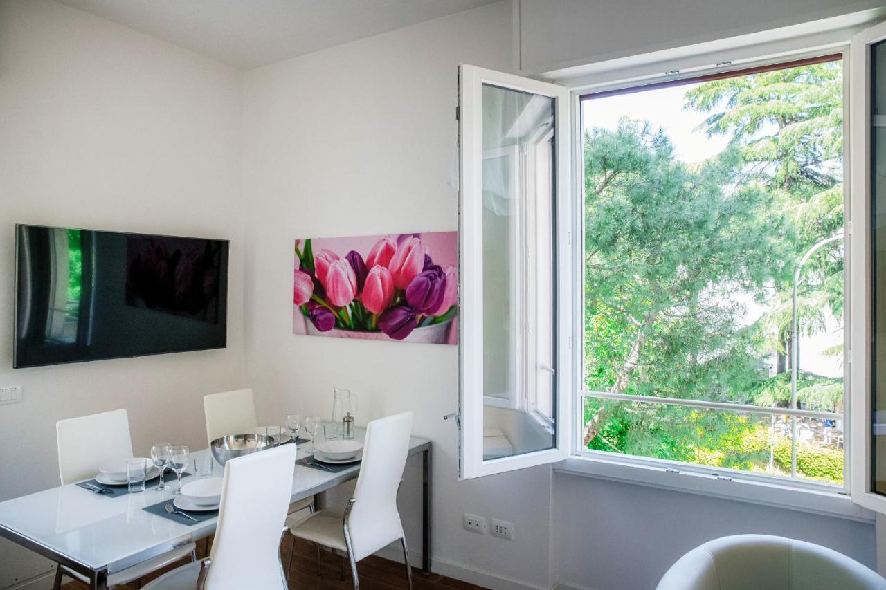 White Loft Como Central - The House Of Travelers Eksteriør billede
