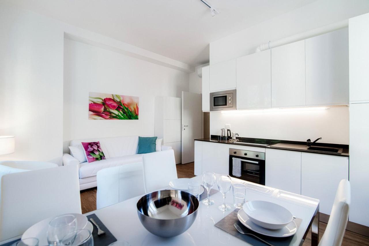 White Loft Como Central - The House Of Travelers Eksteriør billede